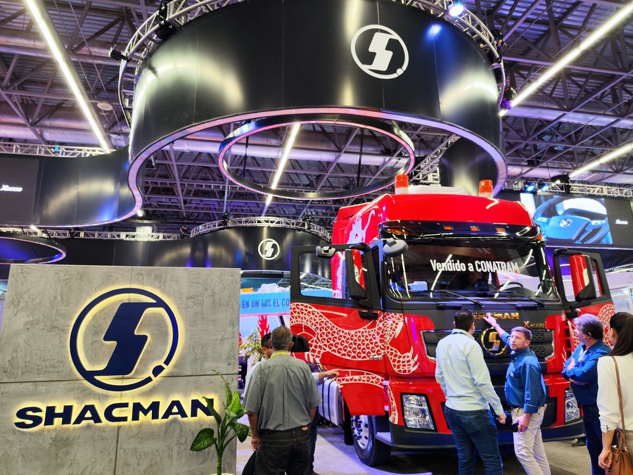 SHACMAN Shows the Strength at EXPO TRANSPORTE ANPACT